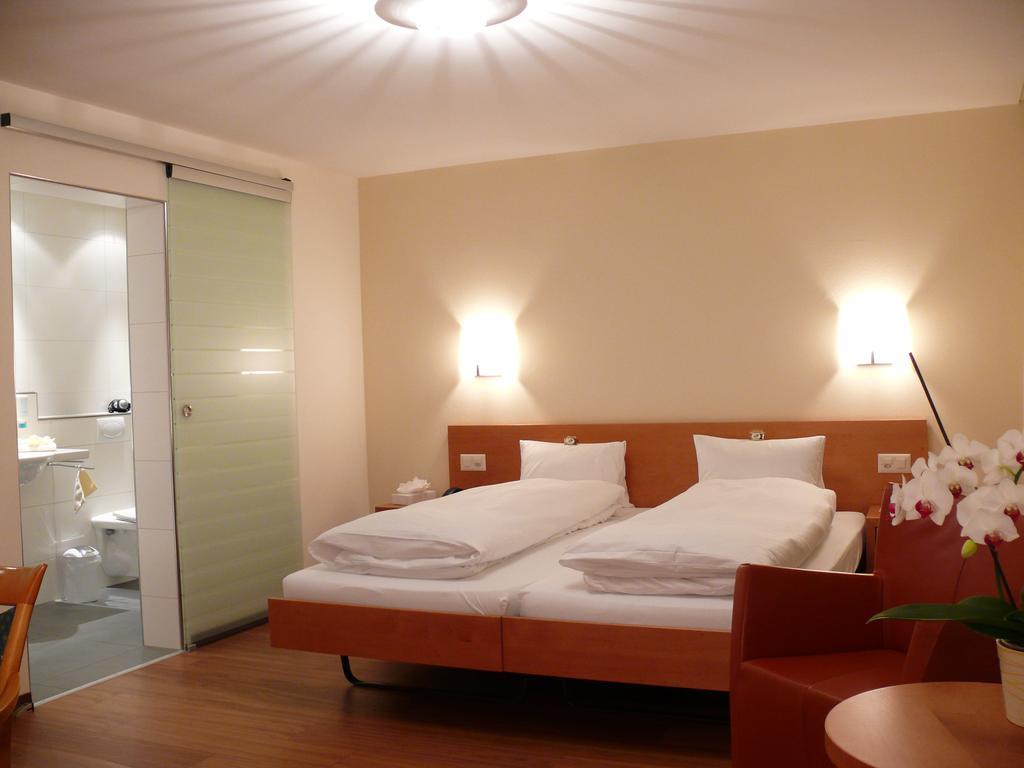 Hotel Restaurant Eichberg Seengen Екстер'єр фото