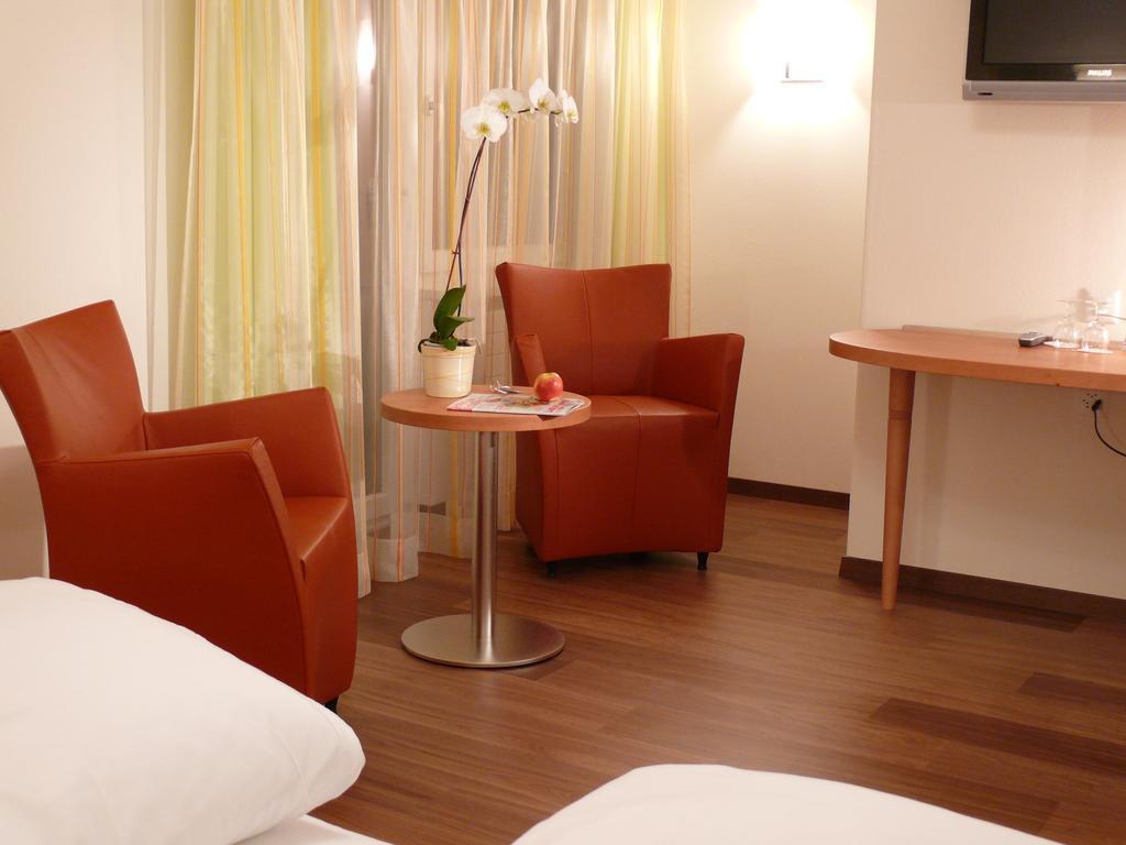 Hotel Restaurant Eichberg Seengen Екстер'єр фото