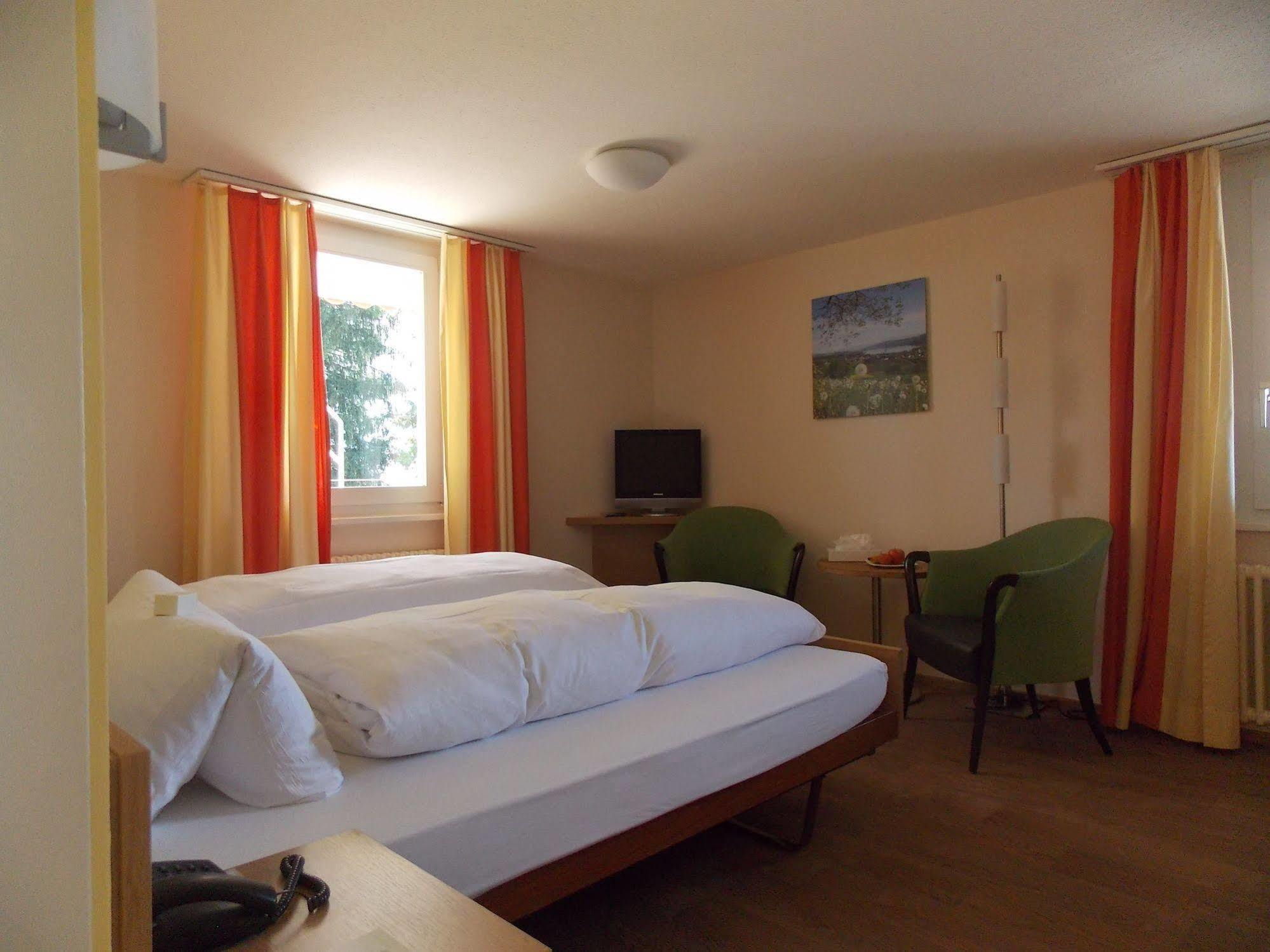 Hotel Restaurant Eichberg Seengen Екстер'єр фото